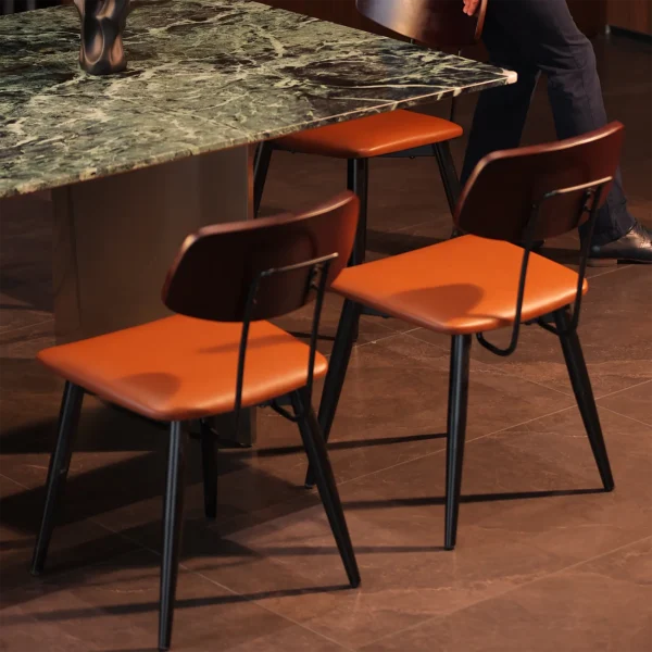 Auburn Chair